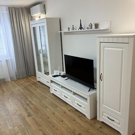 City Heart Luxury Apartment Nove Zamky Exterior foto