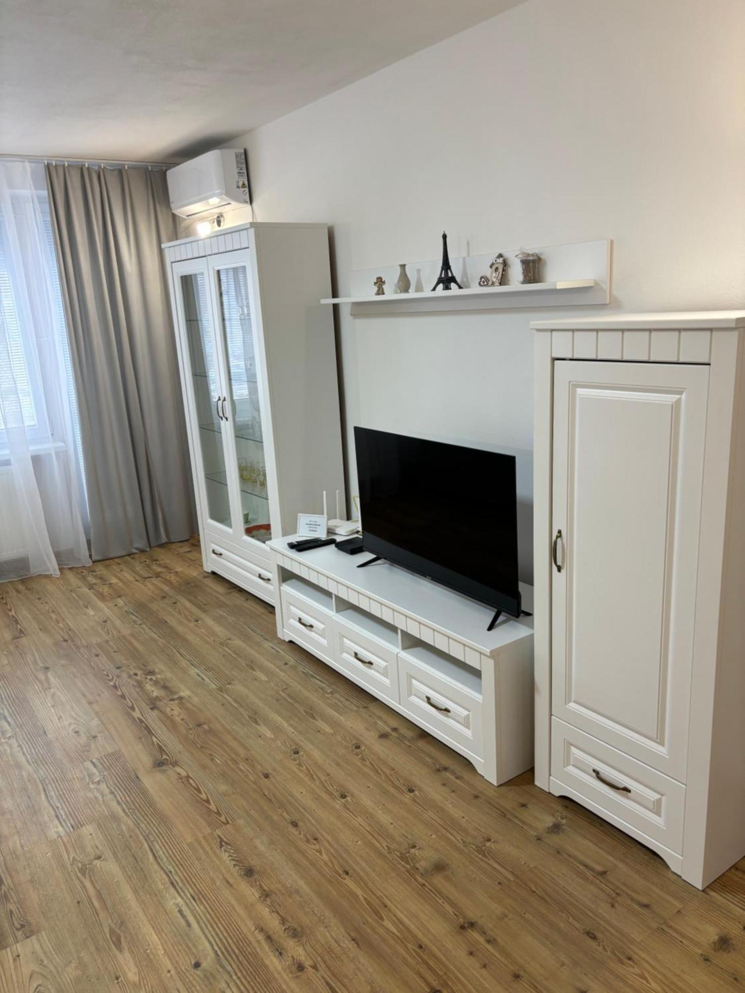 City Heart Luxury Apartment Nove Zamky Exterior foto