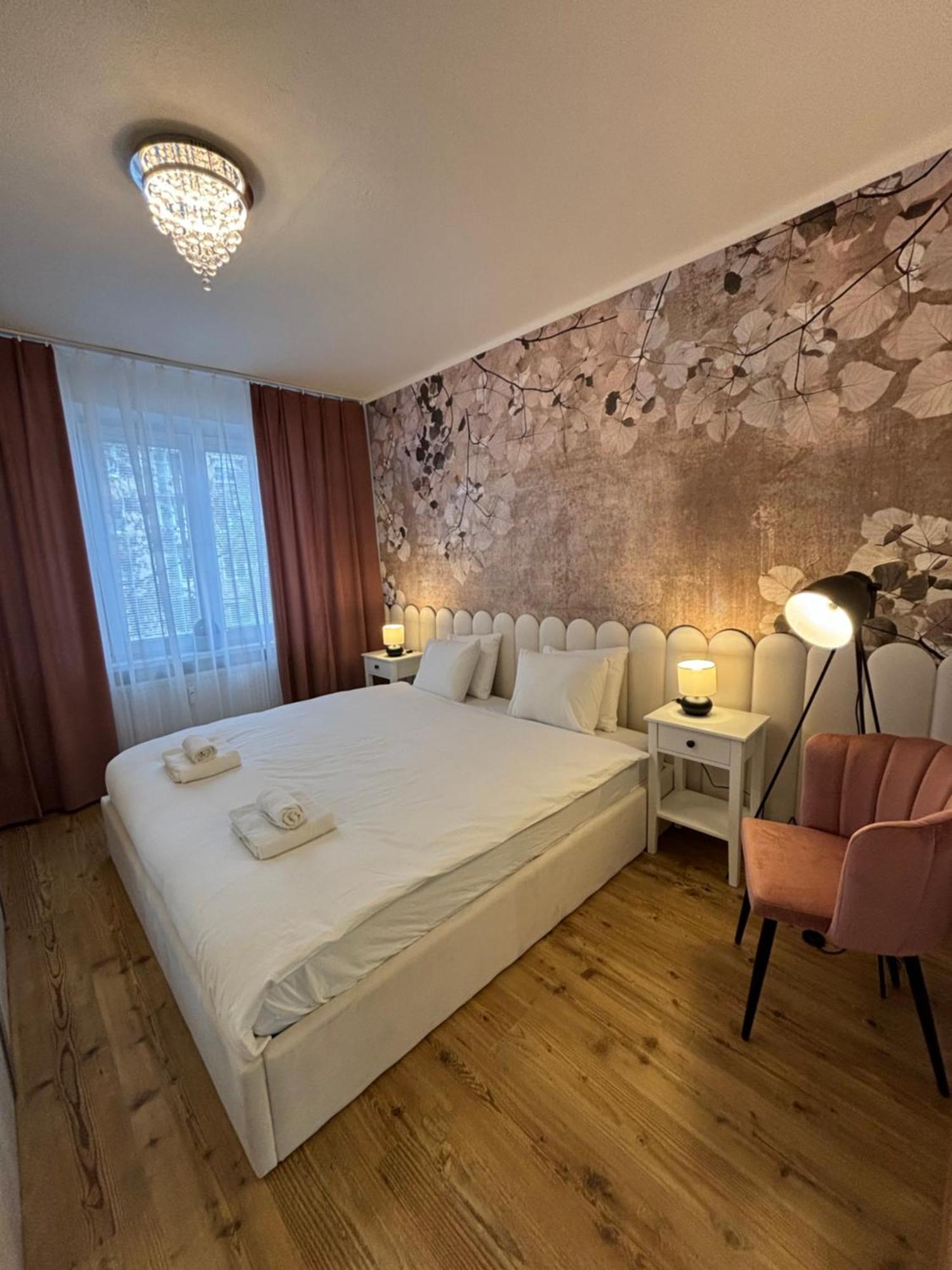 City Heart Luxury Apartment Nove Zamky Exterior foto
