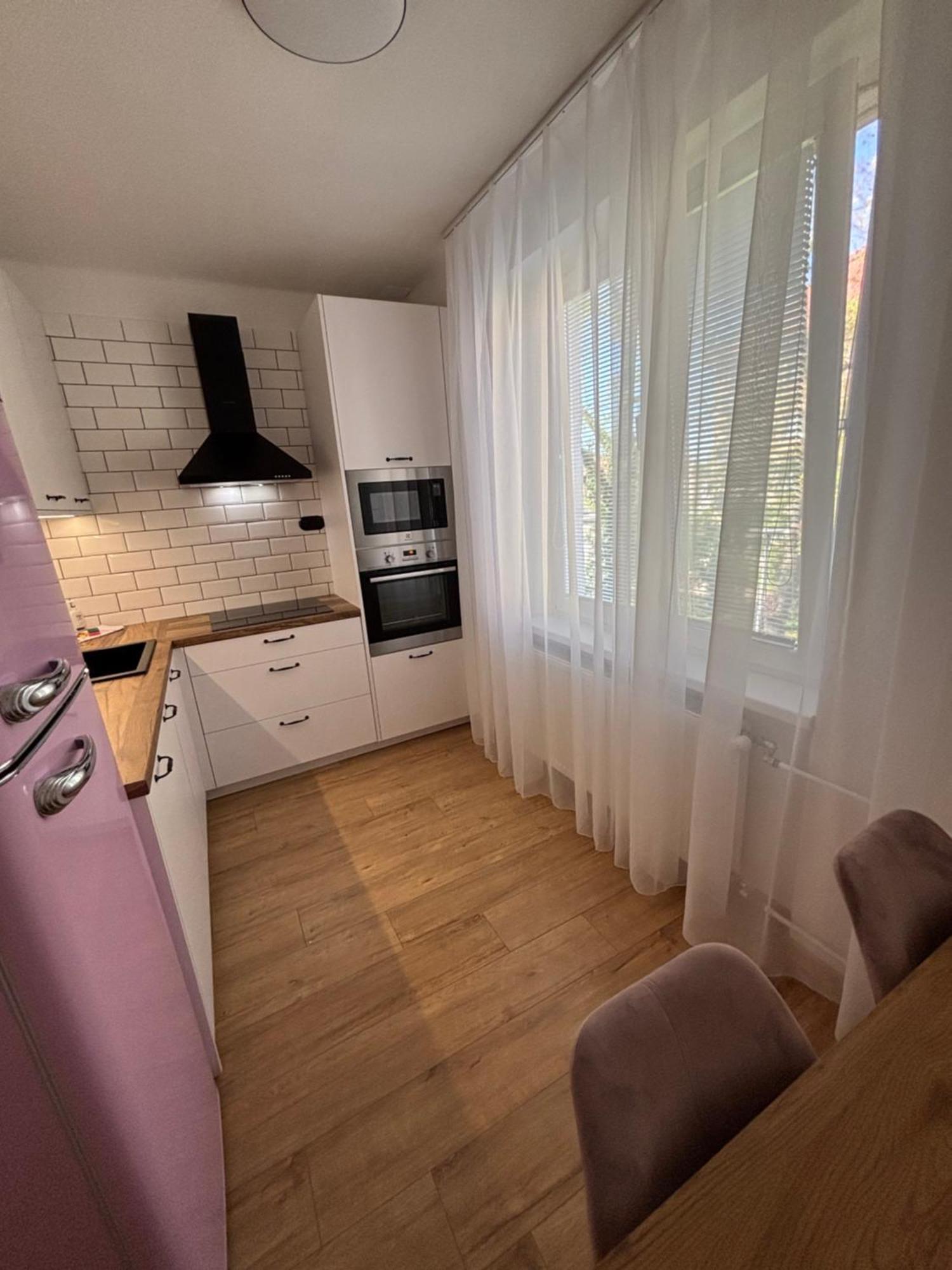 City Heart Luxury Apartment Nove Zamky Exterior foto